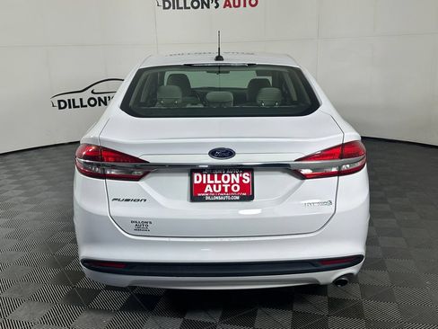 Used 2018 Ford Fusion S FWD image 5