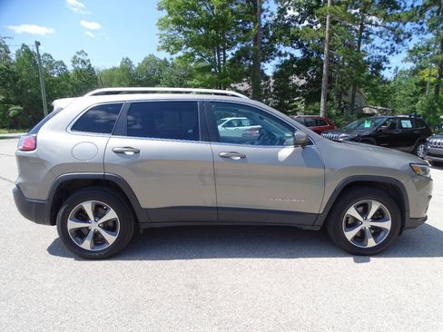 Used 2019 Jeep Cherokee 4WD Limited w/ Luxury Group w/ Luxury Group image 52