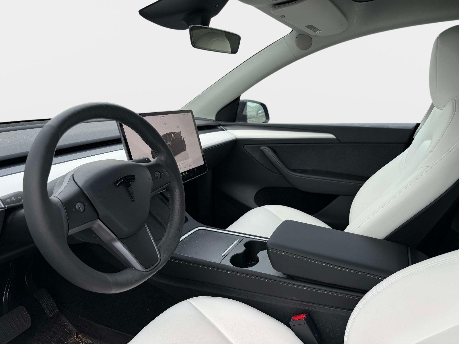 Used 2024 Tesla Model Y Long Range RWD image 9