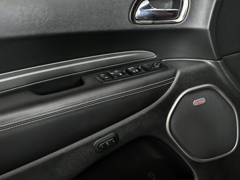 Used 2018 Dodge Durango SRT w/ SRT Interior Appearance Group AWD/4WD image 13