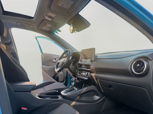 Used 2023 Hyundai Kona SEL w/ Convenience Package image 11