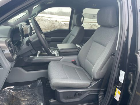 Used 2025 Ford F150 XLT w/ Equipment Group 302A MID image 15