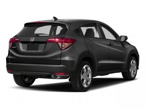 Used 2017 Honda HR-V EX image 2