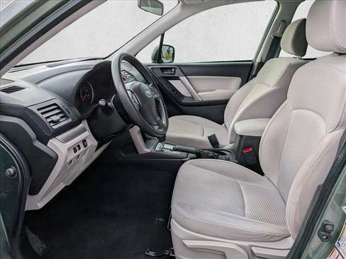 Used 2015 Subaru Forester 2.5i w/ Alloy Wheel Package image 19