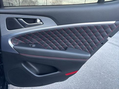 Used 2022 Genesis G70 3.3T w/ Sport Prestige Package image 13