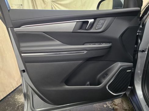 New 2027 Buick Enclave Preferred w/ Power Package AWD/4WD image 10