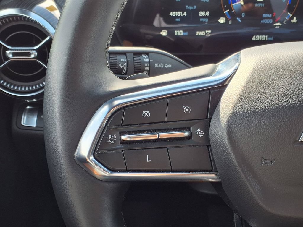 Used 2025 Chevrolet Equinox LT AWD/4WD image 13