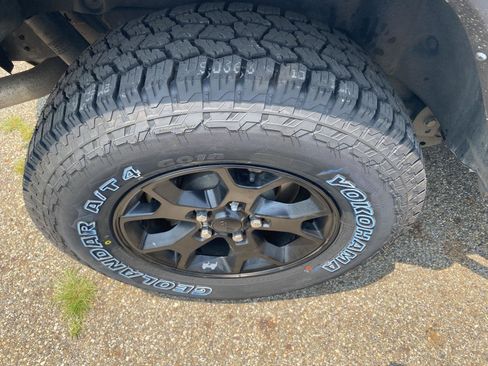 Used 2022 Jeep Wrangler Unlimited Sport AWD/4WD image 15