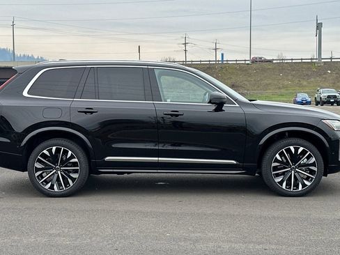 New 2026 Volvo XC90 T8 Ultra w/ Protection Package Premier AWD/4WD image 2