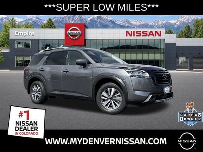 Used 2023 Nissan Pathfinder SL w/ Black Appearance Package