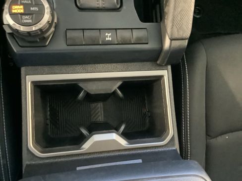 Used 2024 Toyota Tacoma TRD Off-Road image 24