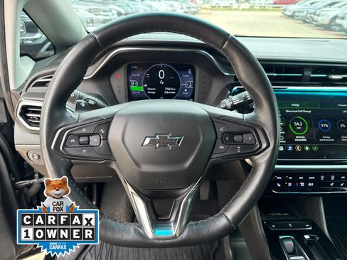 Used 2023 Chevrolet Bolt LT w/ Infotainment Package FWD image 14