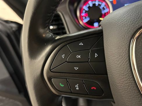 Used 2023 Dodge Challenger SXT RWD image 19