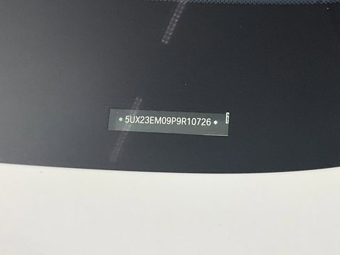 Used 2023 BMW X7 xDrive40i w/ Executive Package image 31