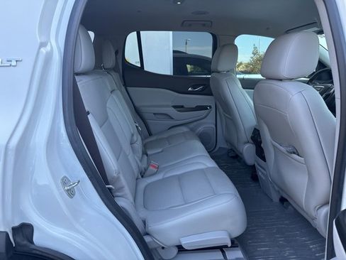 Used 2019 GMC Acadia SLT image 6