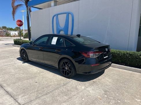 Used 2025 Honda Civic Sport image 6