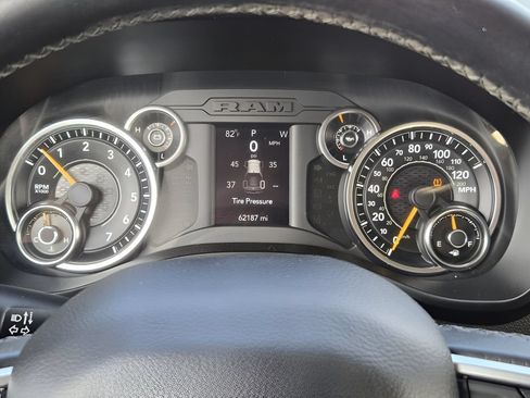 Used 2019 RAM 1500 Big Horn RWD image 14