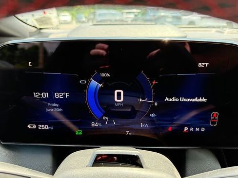 New 2025 Chevrolet Equinox EV RS image 44