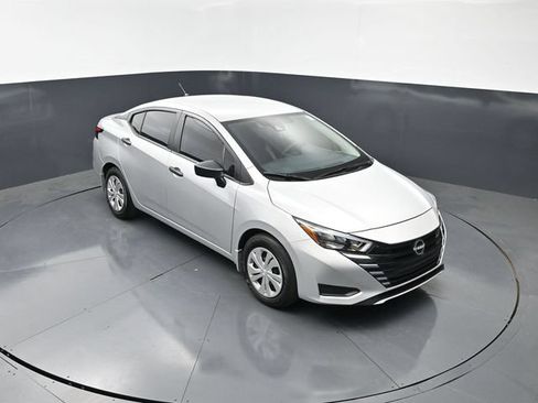 Used 2025 Nissan Versa S w/ Electronics Package FWD image 19