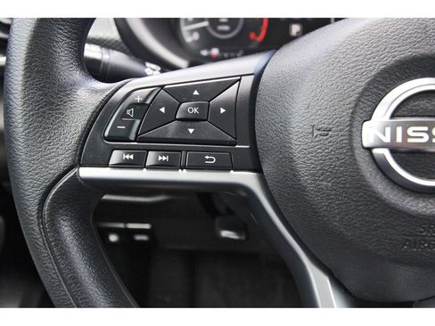 Used 2023 Nissan Kicks SV FWD image 18