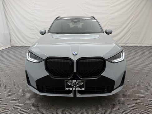 Used 2025 BMW X3 xDrive30i image 3
