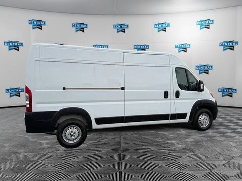 Used 2026 RAM ProMaster 2500 w/ Convenience Group FWD image 5