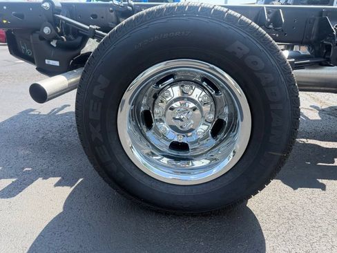 New 2026 RAM 3500 Tradesman w/ Chrome Appearance Group A AWD/4WD image 44
