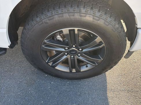 Used 2022 Ford F150 XLT w/ Equipment Group 302A High AWD/4WD image 39