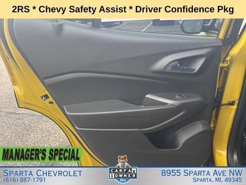 Used 2024 Chevrolet Trax RS w/ Driver Confidence Package FWD image 16