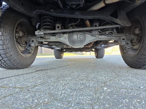 Used 2009 Toyota FJ Cruiser Base 4x4 4dr SUV 5A image 17