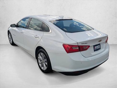 Used 2025 Chevrolet Malibu LT FWD image 7
