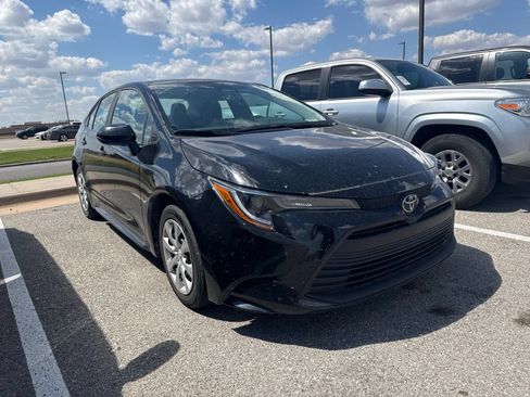 Used 2024 Toyota Corolla LE FWD image 3