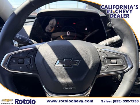 Used 2025 Chevrolet Trax ACTIV w/ Driver Confidence Package FWD image 24
