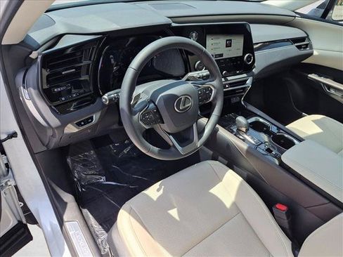 Used 2024 Lexus RX 350 FWD w/ Technology Package image 10