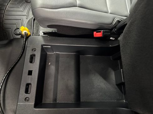 Certified 2023 Ford F550 4x4 Regular Cab Super Duty image 26