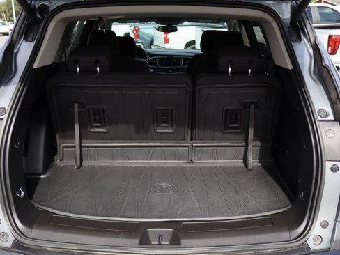 Used 2020 Buick Enclave Preferred w/ LPO, Floor Liner Package image 23