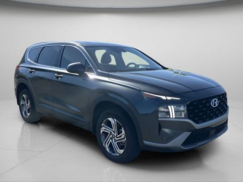 Used 2023 Hyundai Santa Fe SE AWD/4WD image 2