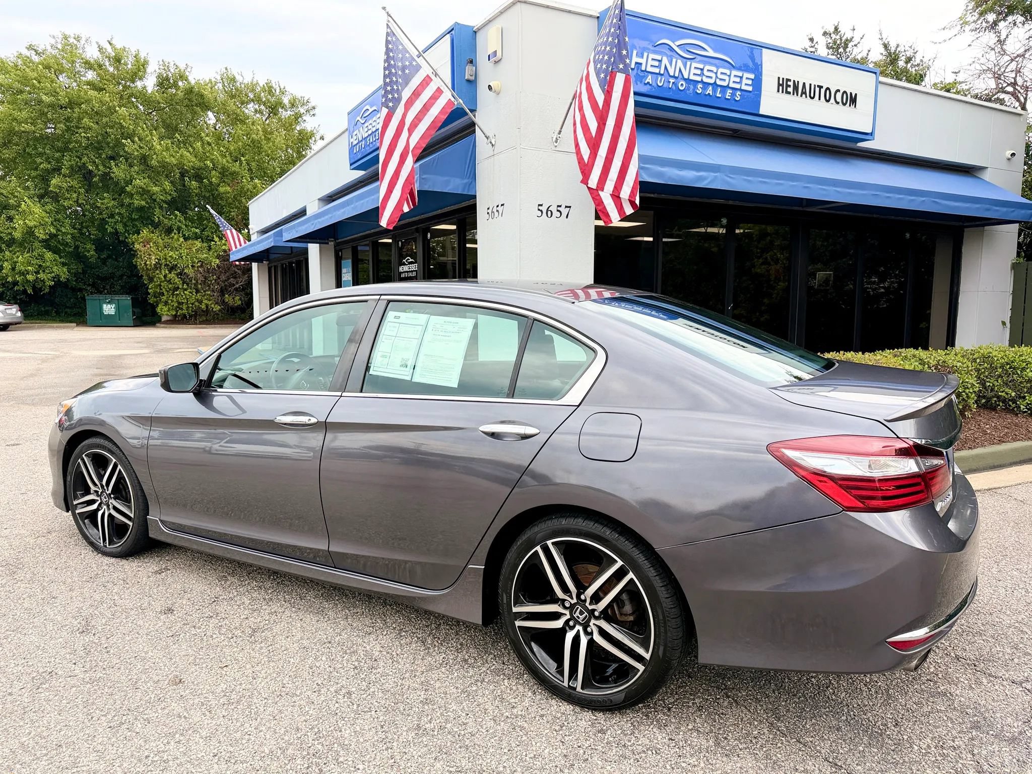 Used 2017 Honda Accord Sport Special Edition image 14