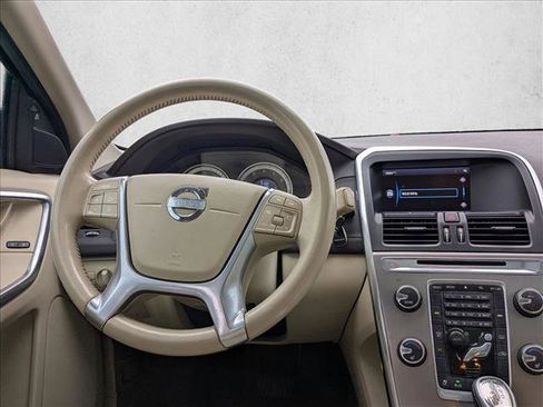 Used 2013 Volvo XC60 3.2 image 16