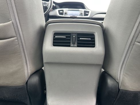 Used 2015 Honda Accord EX-L image 16