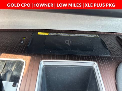 Used 2023 Toyota Sienna XLE w/ XLE Plus Package FWD image 29