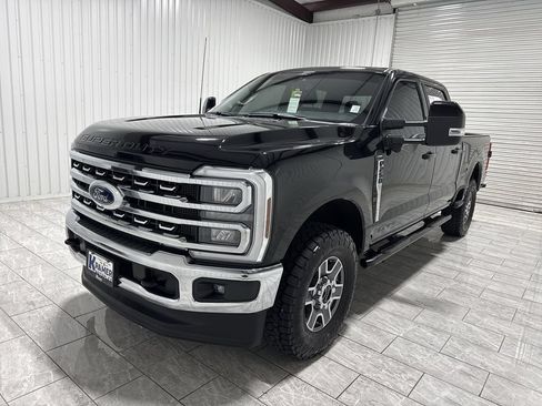 Used 2024 Ford F250 Lariat AWD/4WD image 1