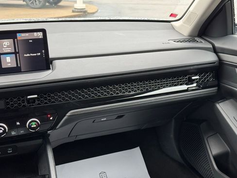 Used 2024 Honda Accord EX-L image 36
