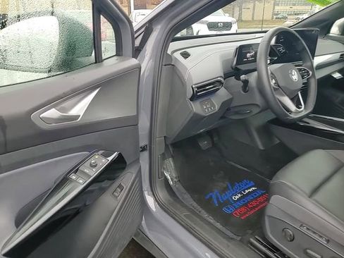 Used 2023 Volkswagen ID.4 Pro S image 13