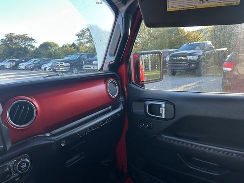 Used 2021 Jeep Wrangler Unlimited Rubicon w/ Dual Top Group image 25