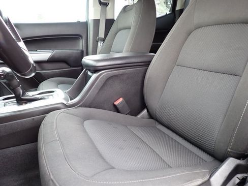 Used 2021 Chevrolet Colorado LT w/ Safety Package AWD/4WD image 10