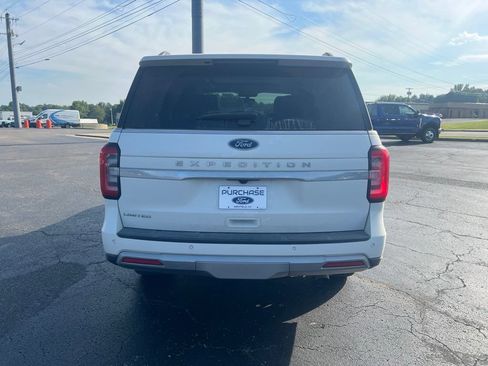 Used 2024 Ford Expedition Limited RWD image 4