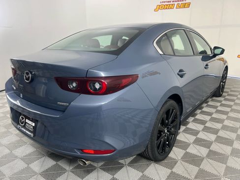 Used 2022 MAZDA MAZDA3 s FWD image 5