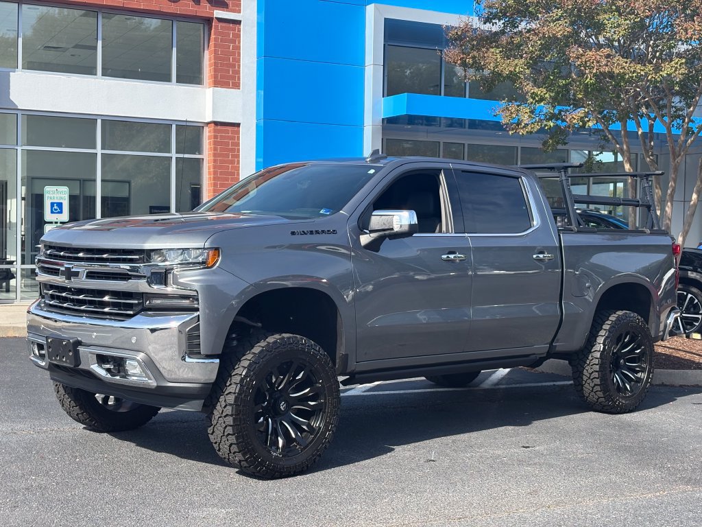 Used 2022 Chevrolet Silverado 1500 LTZ w/ LTZ Premium Package AWD/4WD image 1