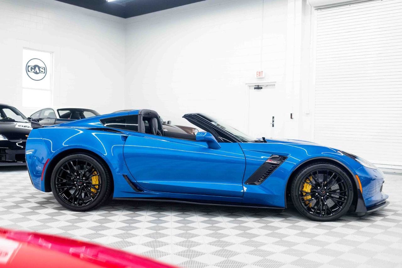 Used 2016 Chevrolet Corvette Z06 w/ 3LZ Preferred Equipment Group RWD image 5